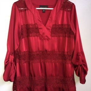 EUC blouse with lace detail